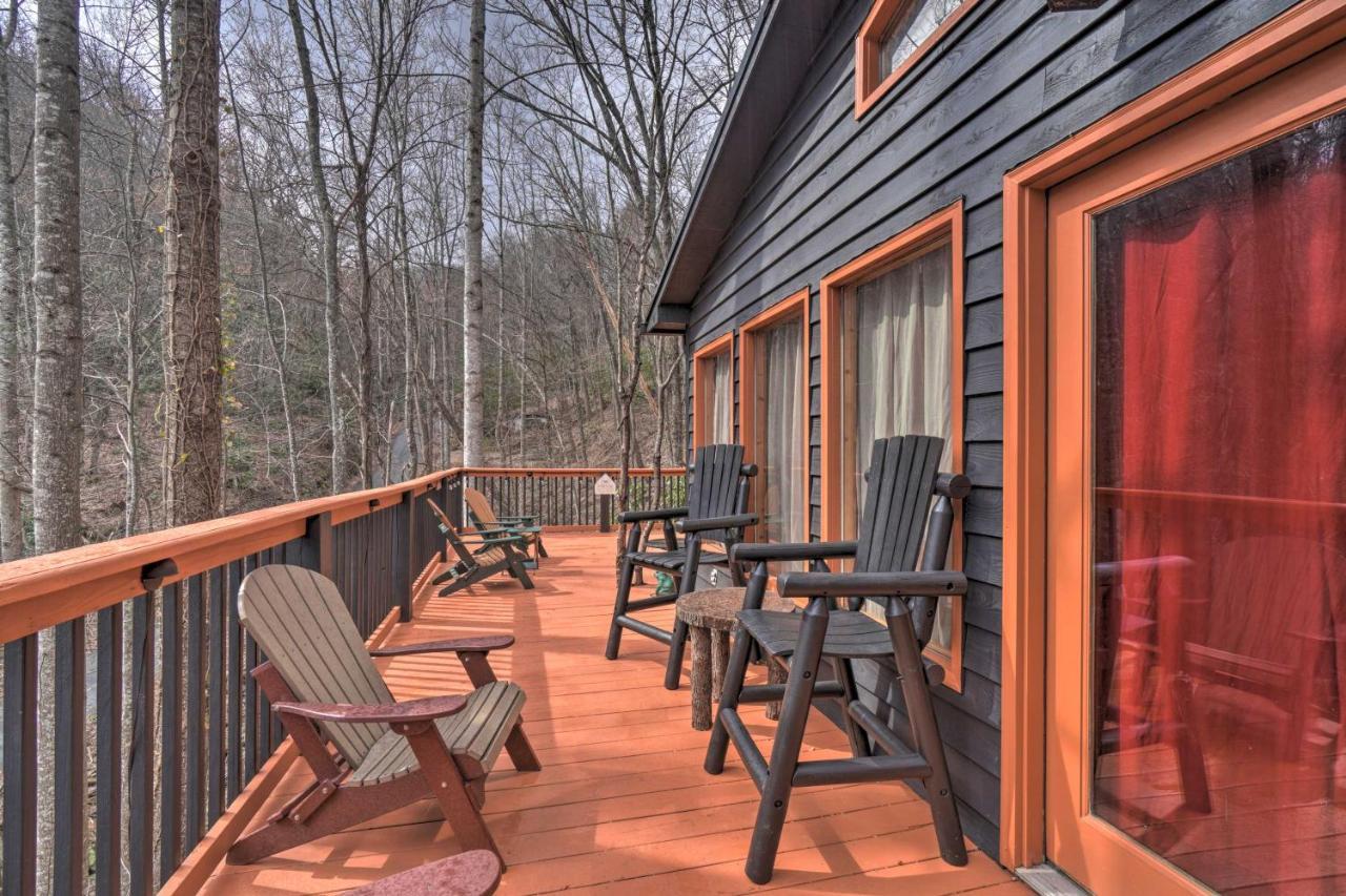 Вилла Tree Top Dream Cabin With Hot Tub In Gatlinburg! Экстерьер фото
